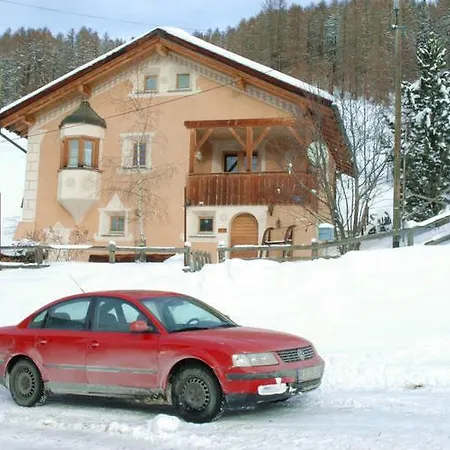 Chasa Silvia بيت للعطل Fuldera